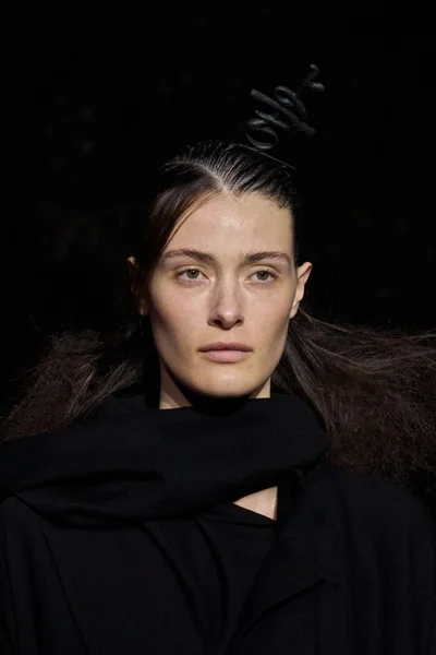 Look 63